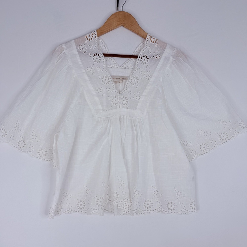 Jennifer & Grace White Lace Eyelet Boho Women's Top Size Medium